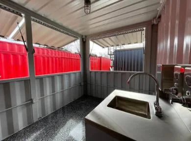 Conteneur Bar professionnel 20′ – équipé pour événements – premium
