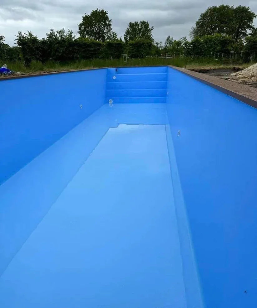 Piscina Conteneur 40′ avec spa hydromassant intégré – premium
